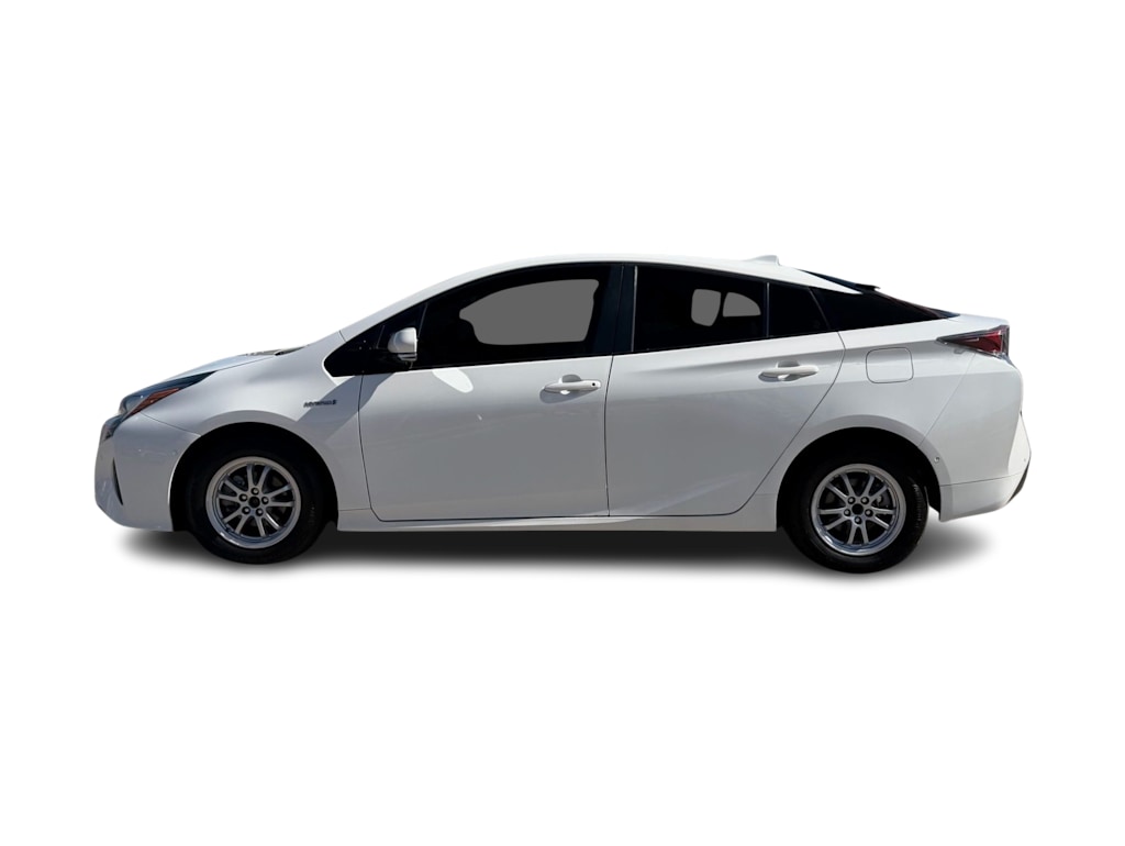 Thumbnail: 2018 Toyota Prius - 3