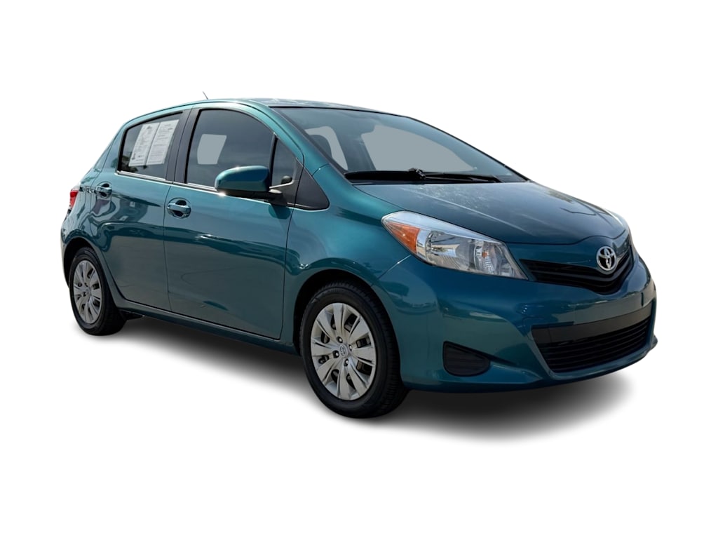 Thumbnail: 2012 Toyota Yaris - 18