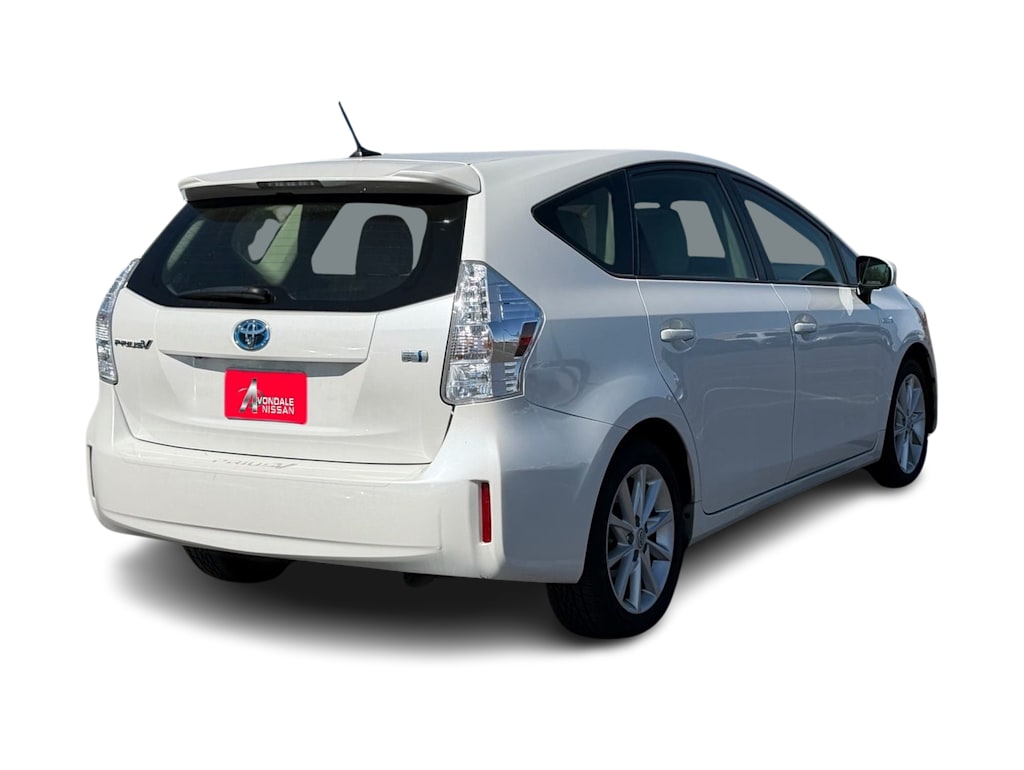 Thumbnail: 2014 Toyota Prius v - 9