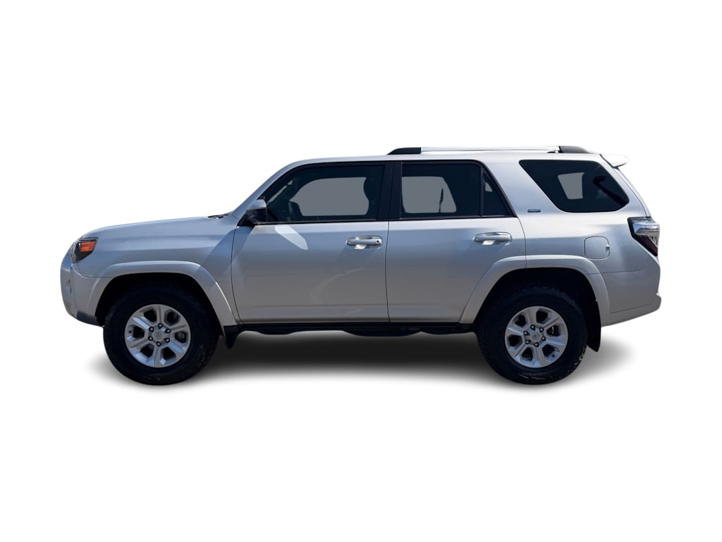 Thumbnail: 2021 Toyota 4Runner - 3