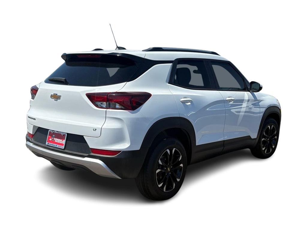 Thumbnail: 2023 Chevrolet TrailBlazer - 8