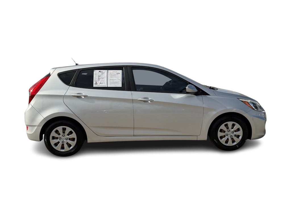 Thumbnail: 2017 Hyundai Accent - 15