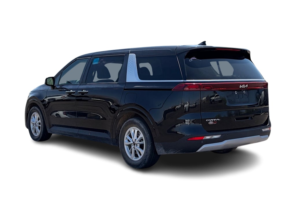Thumbnail: 2023 Kia Carnival - 3