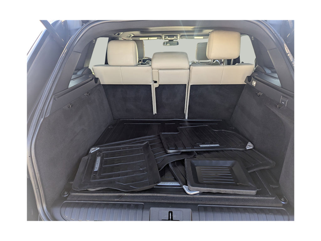 Thumbnail: 2016 Land Rover Range Rover Sport - 17