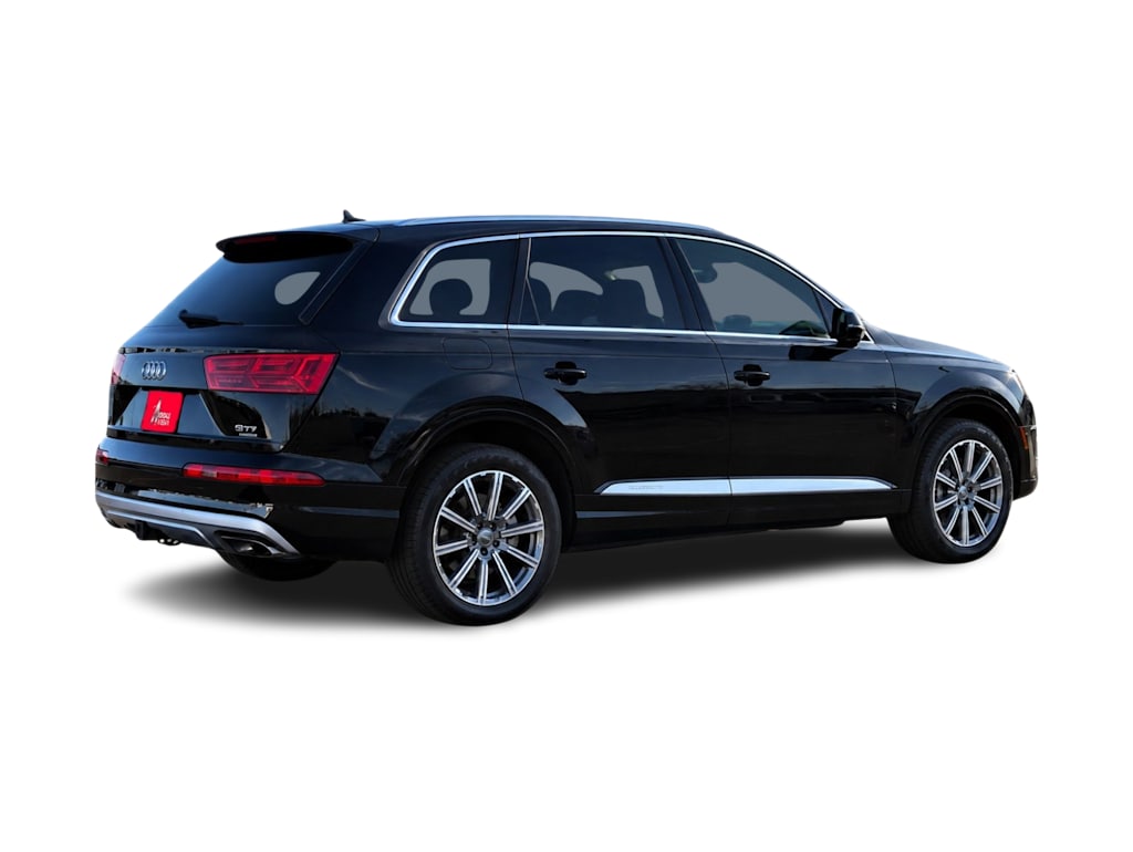 Thumbnail: 2017 Audi Q7 - 11