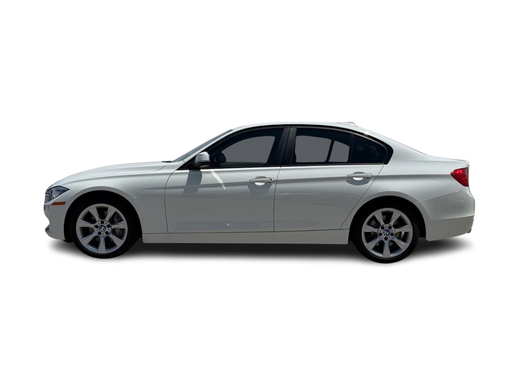 Thumbnail: 2013 BMW 3 Series - 3