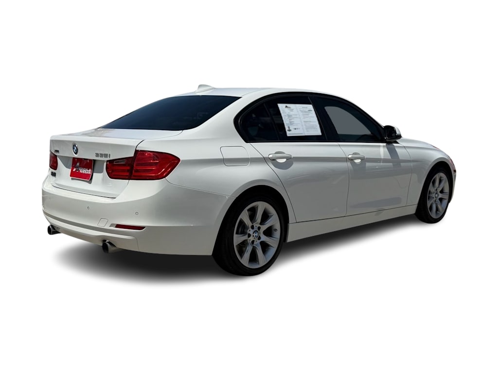 Thumbnail: 2013 BMW 3 Series - 14