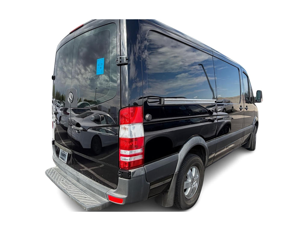 Thumbnail: 2015 Mercedes-Benz Sprinter - 9
