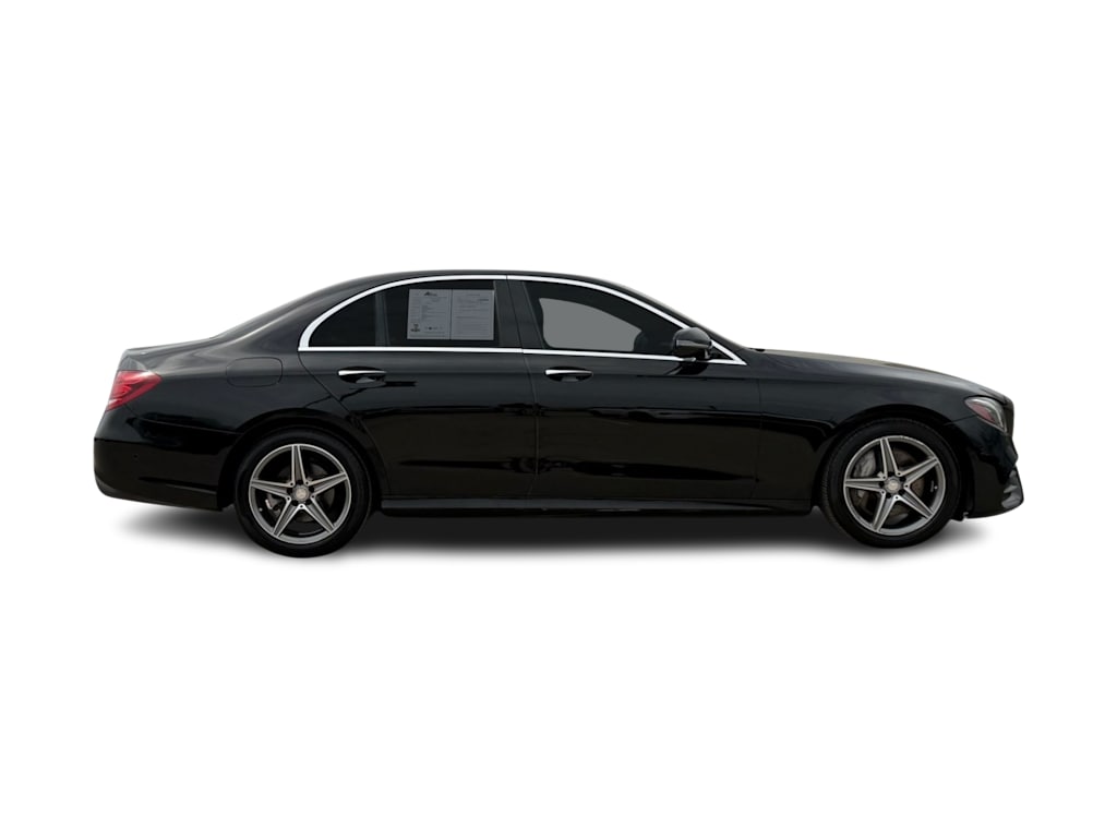 Thumbnail: 2017 Mercedes-Benz E-Class - 17