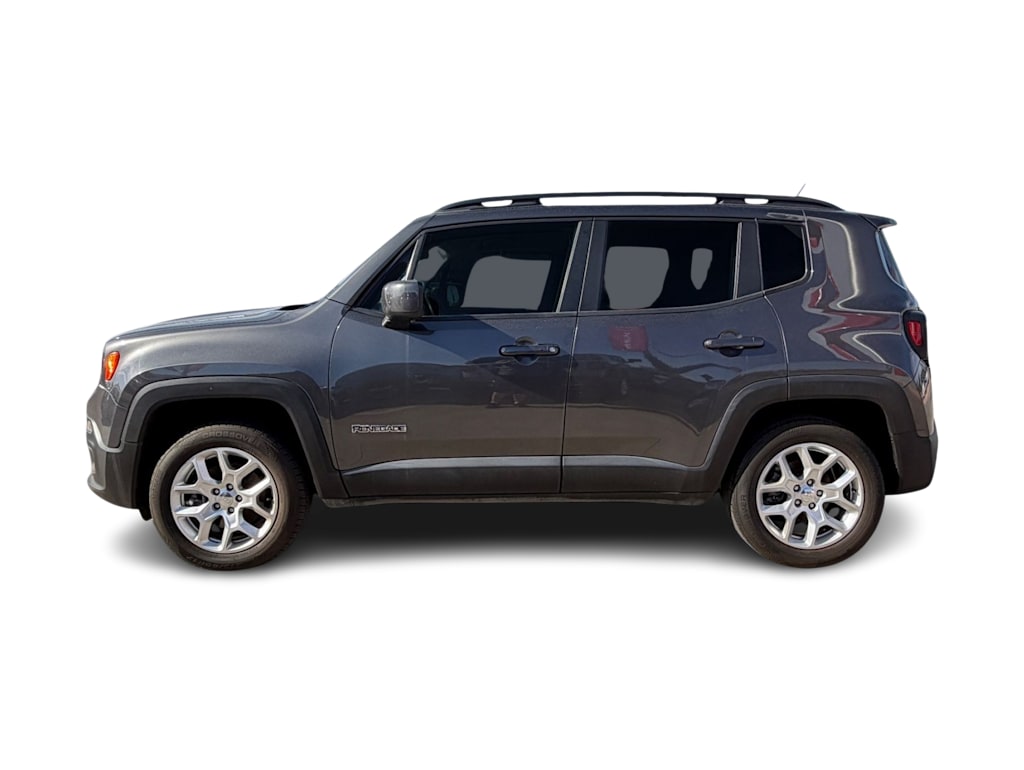 Thumbnail: 2017 Jeep Renegade - 3
