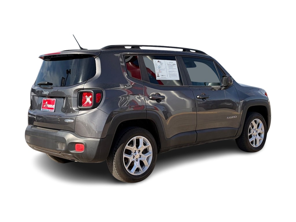 Thumbnail: 2017 Jeep Renegade - 15