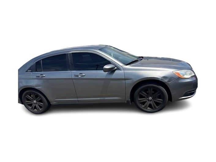Thumbnail: 2013 Chrysler 200 - 19