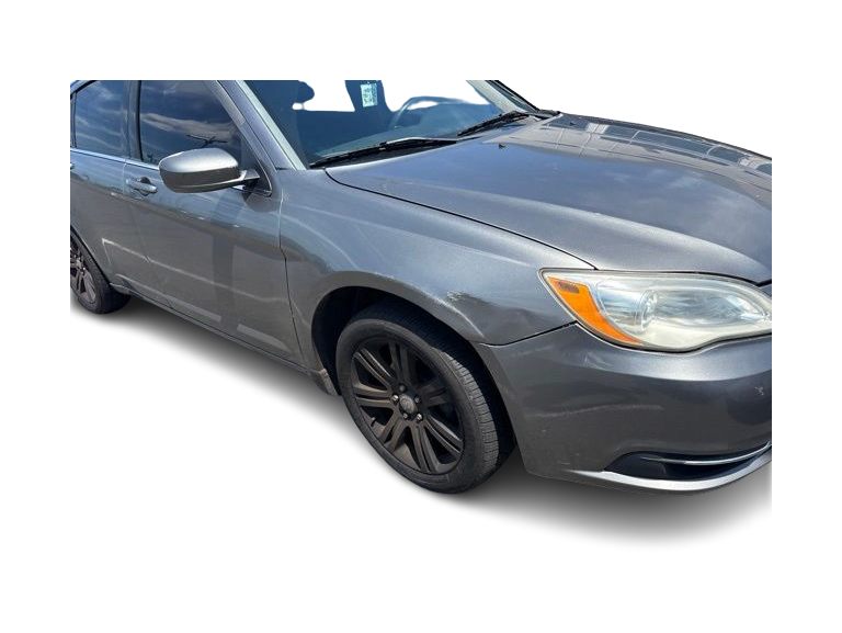 Thumbnail: 2013 Chrysler 200 - 21