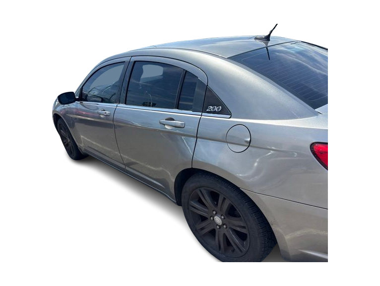 Thumbnail: 2013 Chrysler 200 - 3