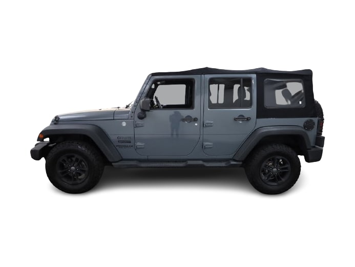 Thumbnail: 2014 Jeep Wrangler - 17