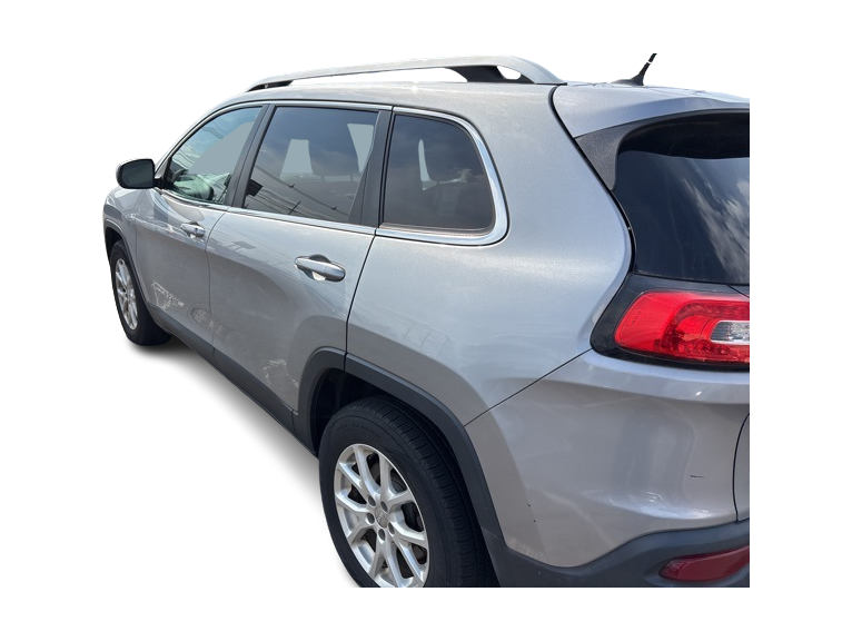 Thumbnail: 2015 Jeep Cherokee - 18