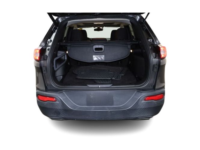 Thumbnail: 2015 Jeep Cherokee - 18