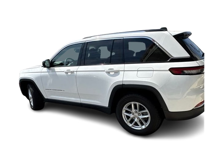 Thumbnail: 2023 Jeep Grand Cherokee - 10