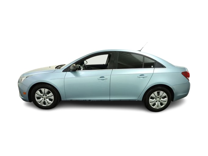 Thumbnail: 2012 Chevrolet Cruze - 20