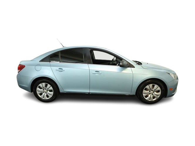 Thumbnail: 2012 Chevrolet Cruze - 24
