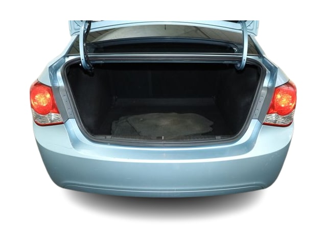 Thumbnail: 2012 Chevrolet Cruze - 18