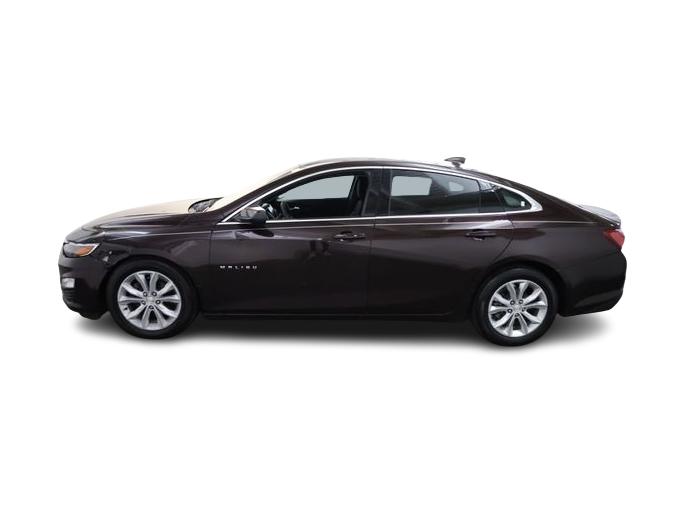 Thumbnail: 2021 Chevrolet Malibu - 3