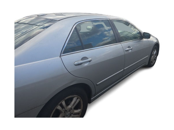 Thumbnail: 2006 Honda Accord - 17