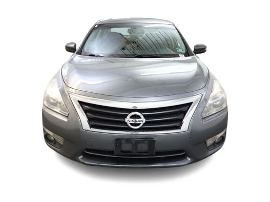 Thumbnail: 2015 Nissan Altima - 26