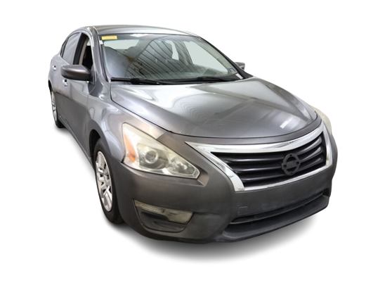 Thumbnail: 2015 Nissan Altima - 26