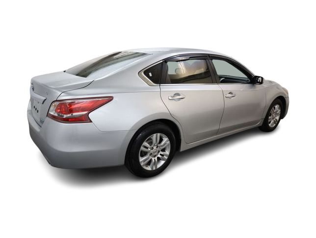 Thumbnail: 2014 Nissan Altima - 22