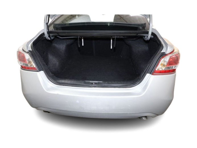 Thumbnail: 2014 Nissan Altima - 17