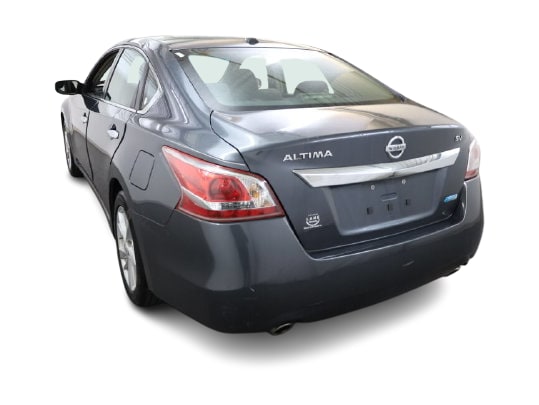 Thumbnail: 2013 Nissan Altima - 20