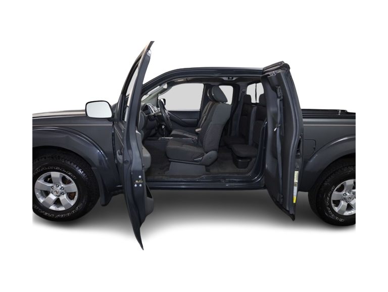 Thumbnail: 2010 Nissan Frontier - 32