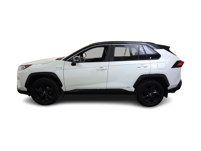 2020 Toyota RAV4 XSE 3