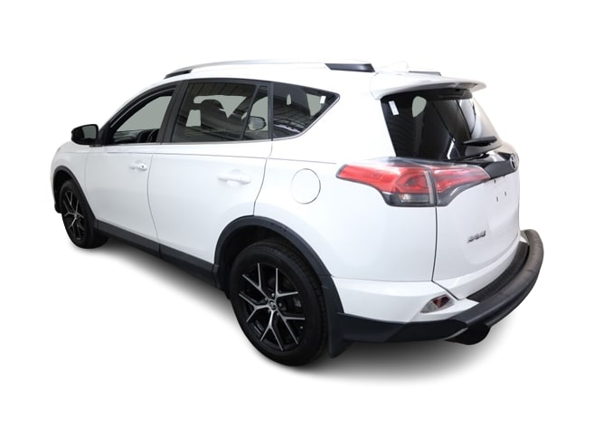 2016 Toyota RAV4 SE 4