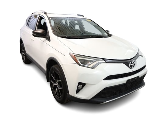 2016 Toyota RAV4 SE 26