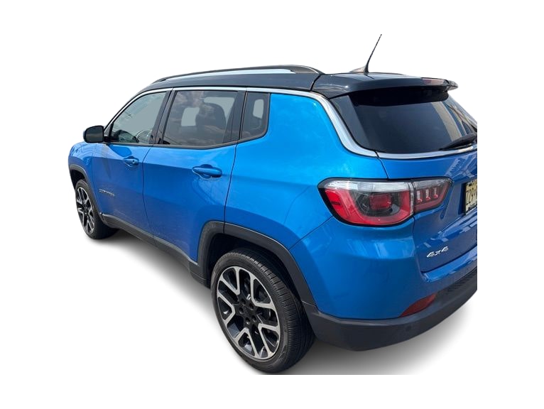 Thumbnail: 2017 Jeep Compass - 11