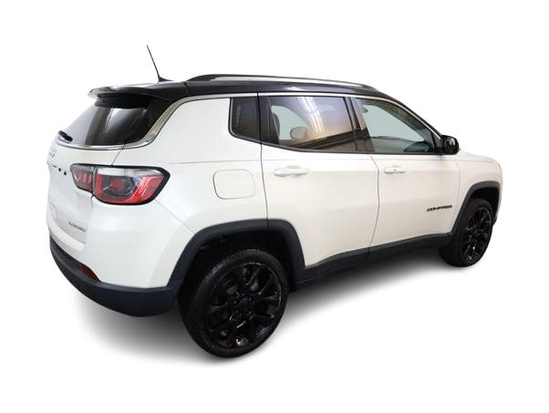 Thumbnail: 2018 Jeep Compass - 23