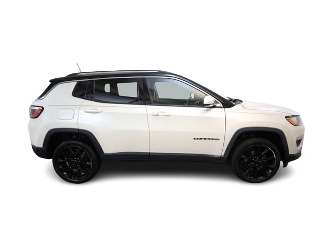 Thumbnail: 2018 Jeep Compass - 24