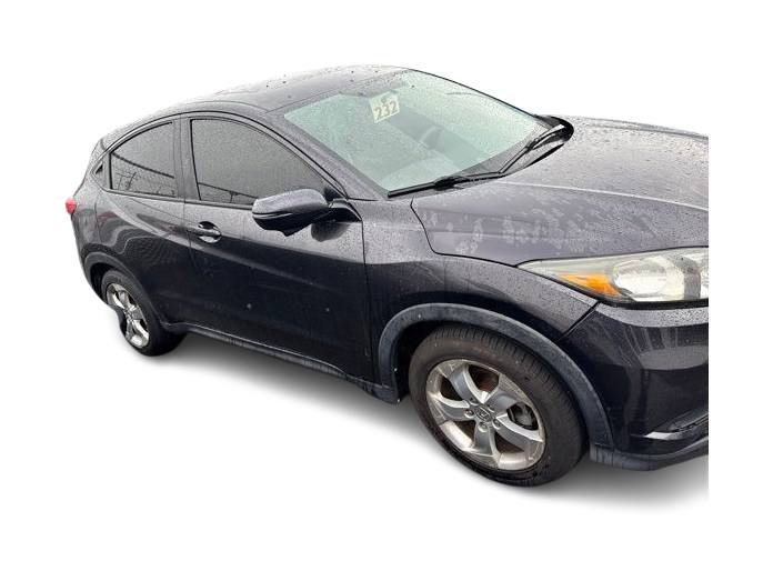 Thumbnail: 2016 Honda HR-V - 18