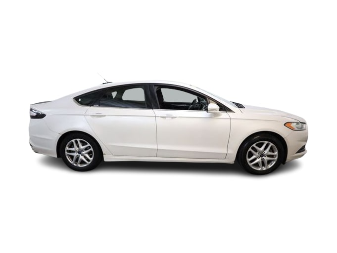 Thumbnail: 2014 Ford Fusion - 24