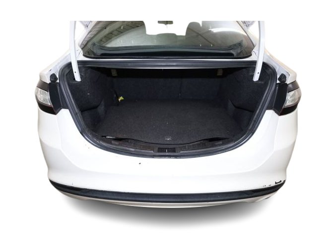 Thumbnail: 2014 Ford Fusion - 18