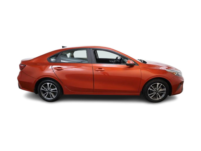 Thumbnail: 2023 Kia Forte - 24