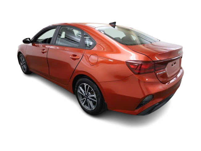 Thumbnail: 2023 Kia Forte - 4
