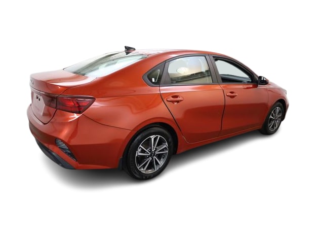 Thumbnail: 2023 Kia Forte - 23