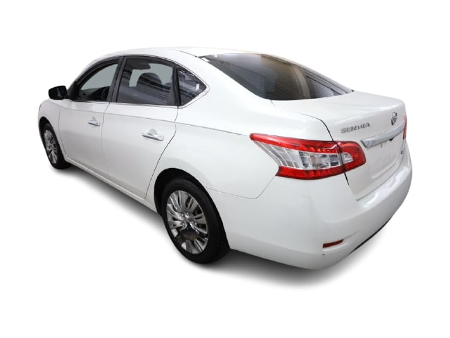 Thumbnail: 2014 Nissan Sentra - 4