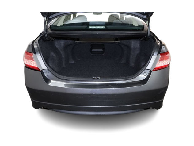 Thumbnail: 2011 Toyota Camry - 16