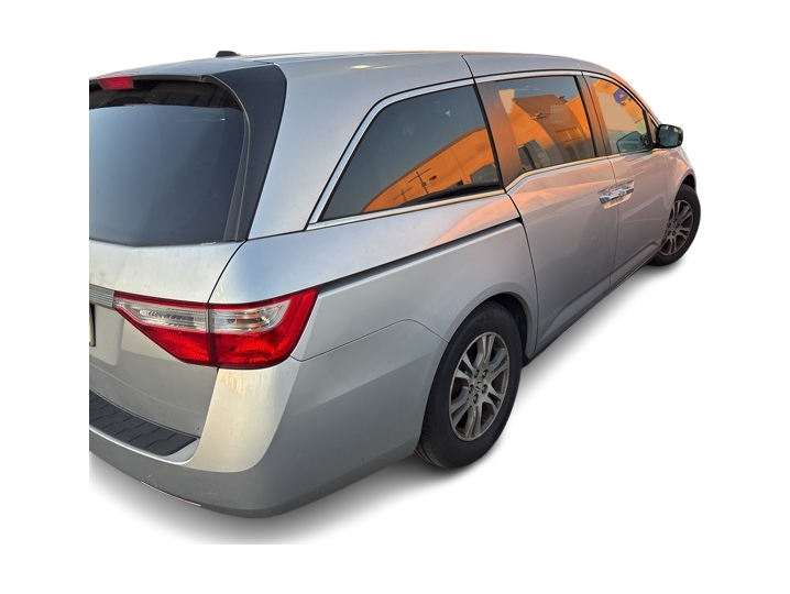 Thumbnail: 2012 Honda Odyssey - 17