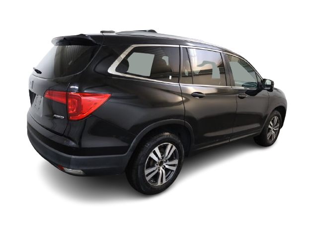 Thumbnail: 2017 Honda Pilot - 23