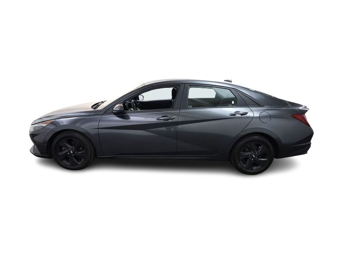 Thumbnail: 2021 Hyundai Elantra - 3